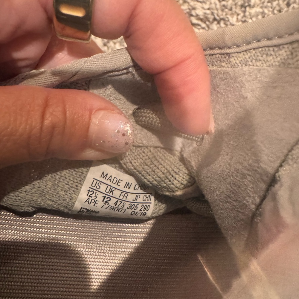 Yeezy 350 True Form - Picture 4 of 4